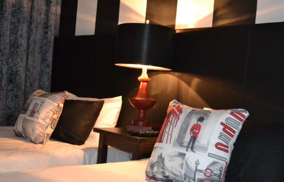 7 Cities Guesthouse Кредок Екстер'єр фото