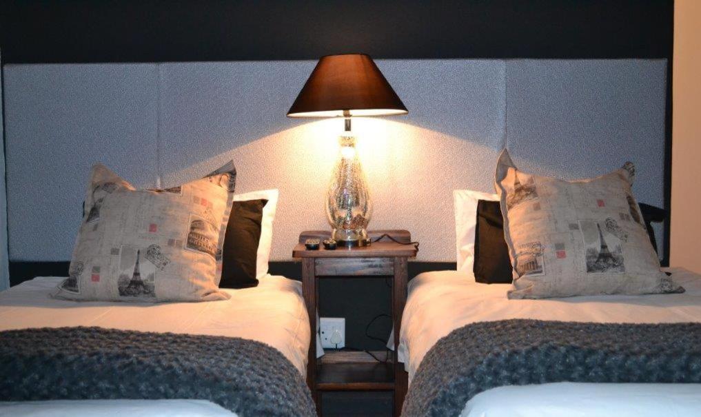 7 Cities Guesthouse Кредок Екстер'єр фото